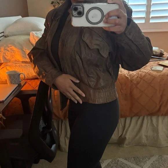 Vintage 80s Genuine Leather Bomber Jacket – Tamiko West – Rare Style - Picture 7 of 9